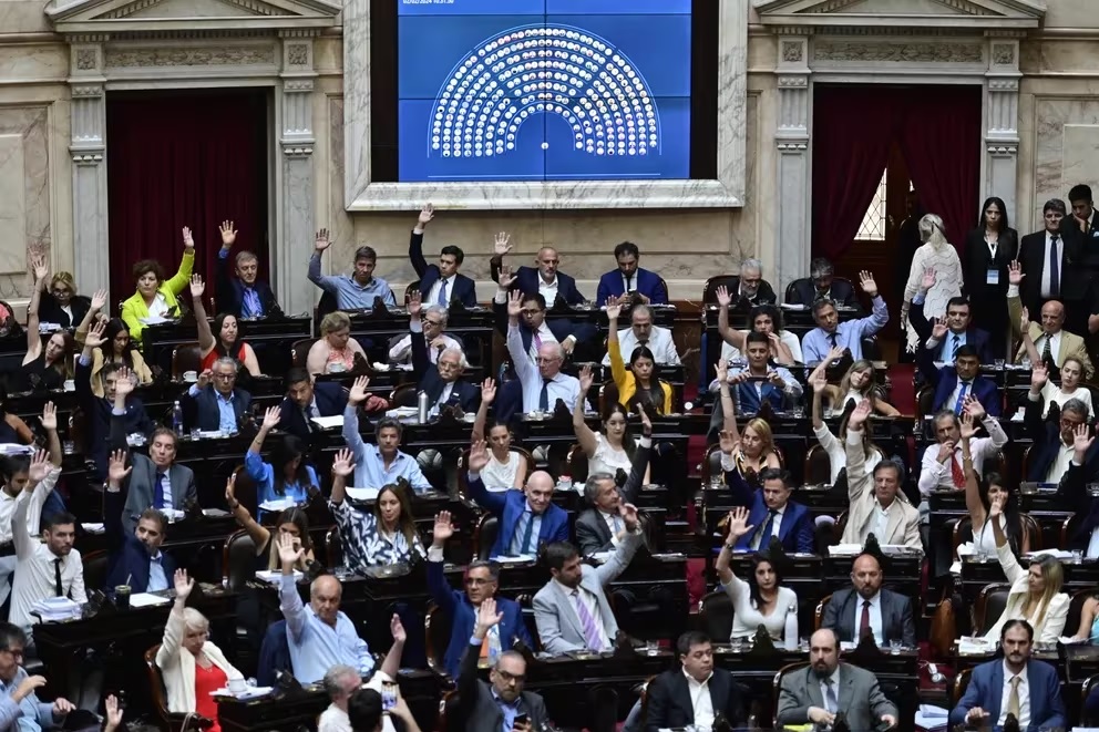 Ley Ómnibus: Diputados retoman la sesión&nbsp;especial