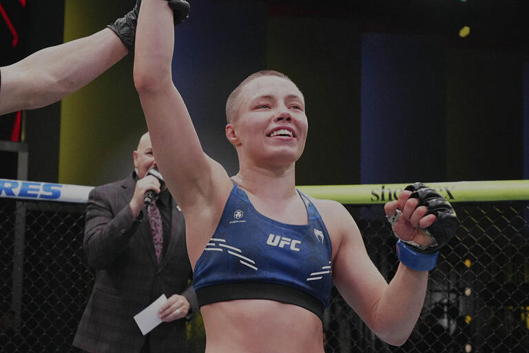 Rose Namajunas triunfa en UFC Las Vegas 89 al vencer a Amanda&nbsp;Ribas