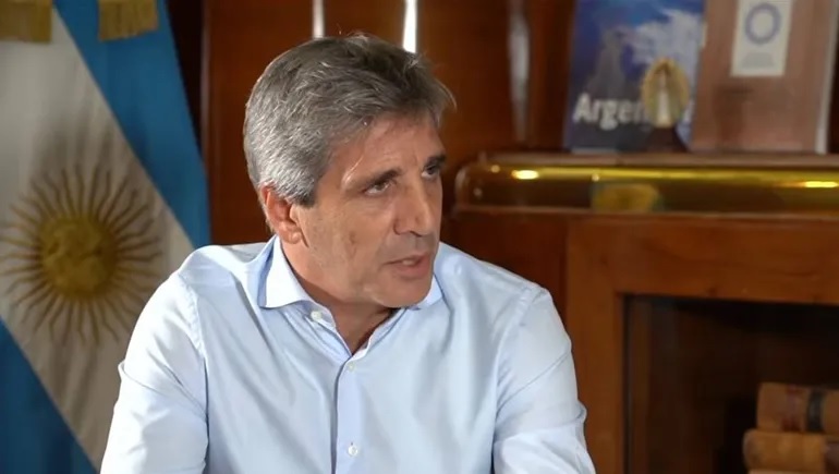 Caputo: «la inflación ya bajó pero el índice no lo&nbsp;refleja»