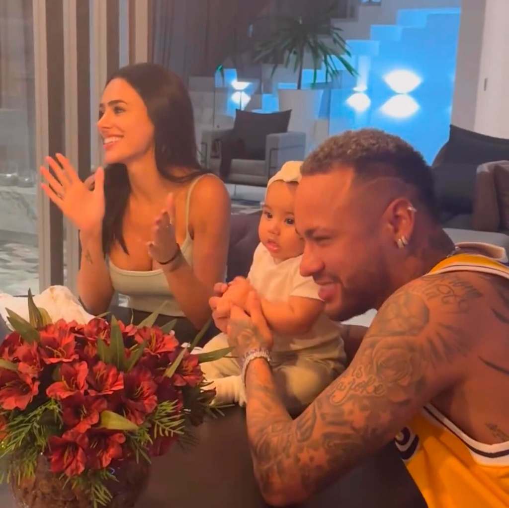 Polémica por la actitud de Neymar en el festejo de su hija: Críticas en redes&nbsp;sociales