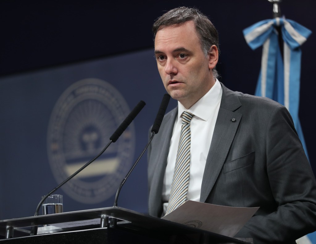 Gobierno asegura que no considera el cierre de universidades tras masiva&nbsp;marcha