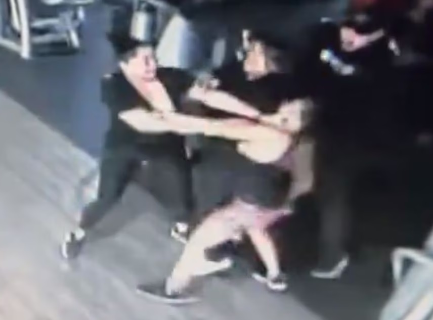A lo Tyson: Una mujer le arrancó un dedo de un mordisco a otra en un gimnasio de&nbsp;Monterrey