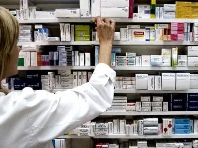 Suspenden la venta de medicamentos de venta libre fuera de farmacias en todo el&nbsp;país