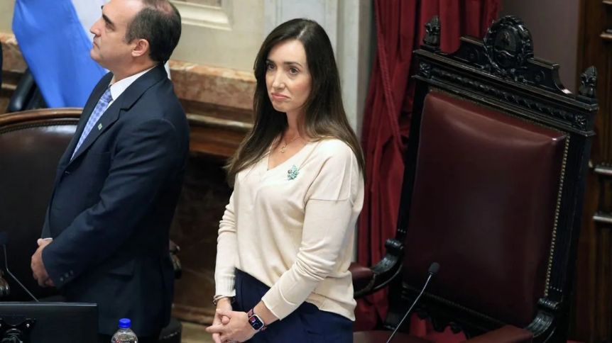 «¡Devuelvan las bancas!»: el enojo de Villarruel por el apoyo de libertarios a Kicillof en la Legislatura&nbsp;bonaerense