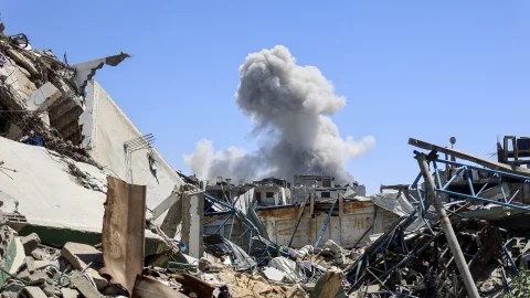 Guerra entre Israel y Gaza: Naciones Unidas estima que 250.000 personas tendrán que huir de Jan&nbsp;Yunis