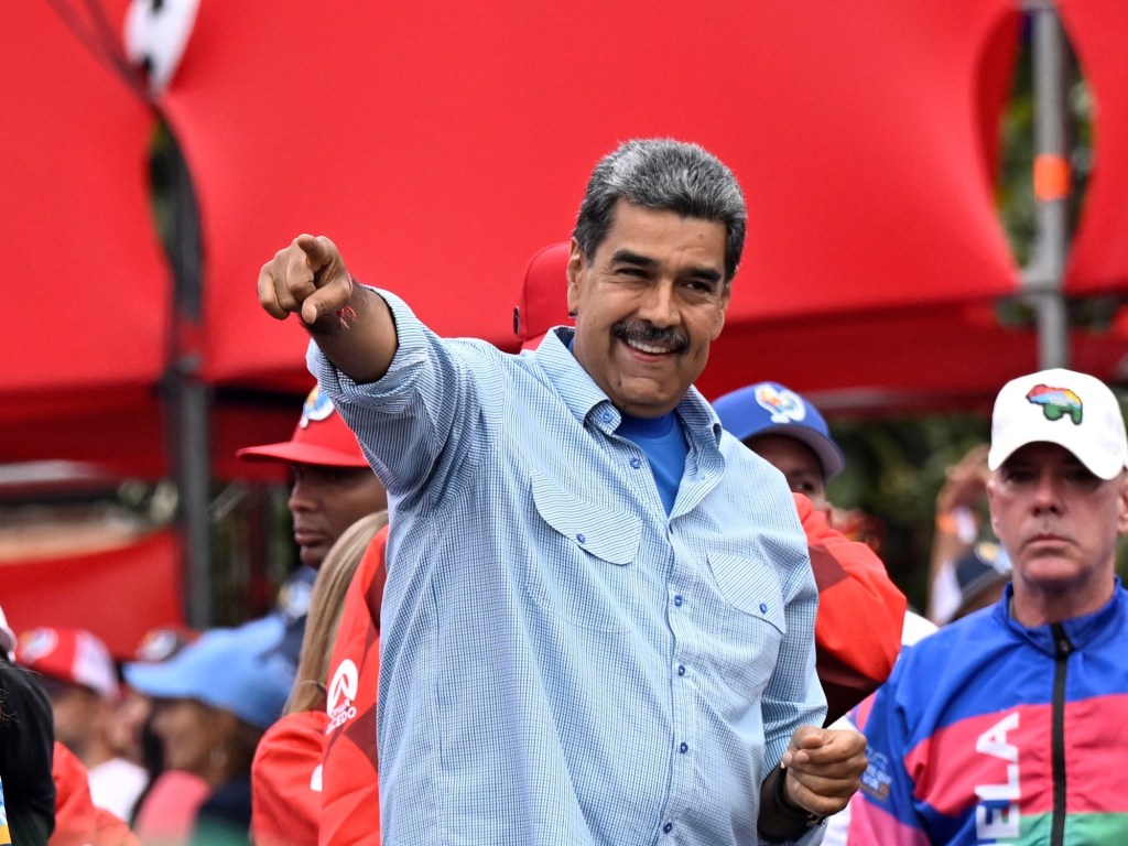 La amenaza final de Maduro antes de las elecciones: “La milicia es nuestra arma&nbsp;secreta”
