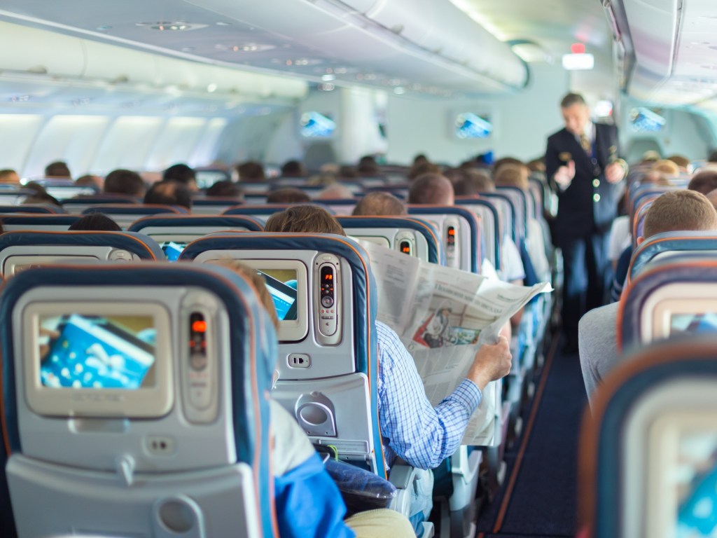 Falla informática global causa cancelación y demora de más de 24 mil&nbsp;vuelos