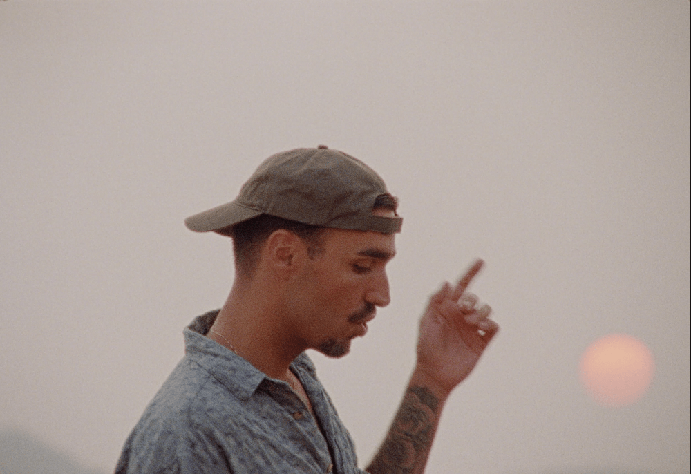 Rels B celebra el verano con su nuevo single&nbsp;«Balearico»