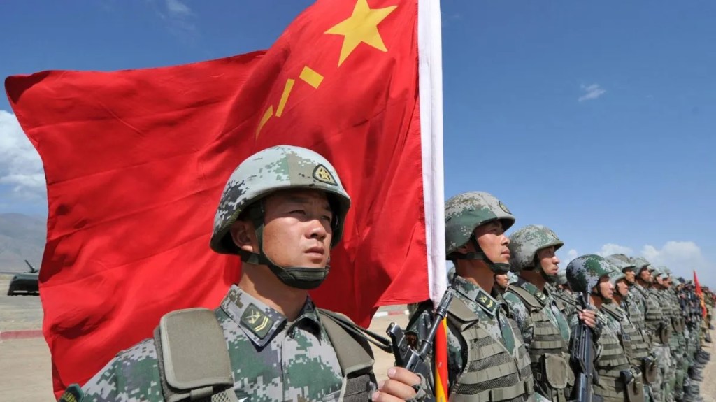 China rodea Taiwán con ejercicios militares en una demostración de fuerza&nbsp;récord