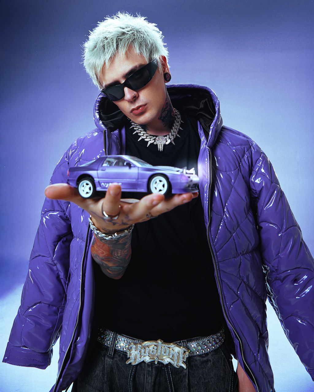 LIT Killah lanza su nuevo álbum «KUSTOM» con evento exclusivo para&nbsp;fans