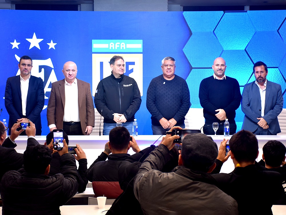 AFA confirmó la vuelta de los hinchas&nbsp;visitantes