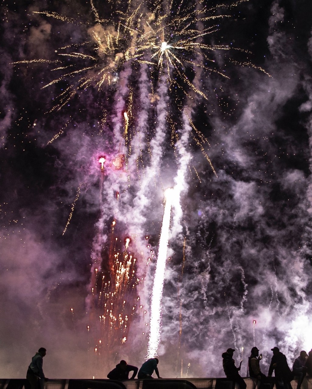 Banderazo de Racing en apoyo al equipo antes del duelo con&nbsp;Flamengo