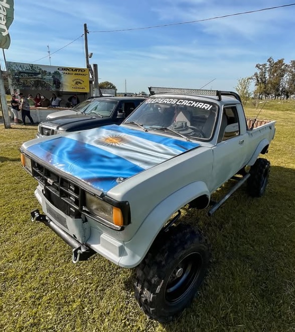 Terminó el 14° Encuentro de Jeeps en&nbsp;Cacharí