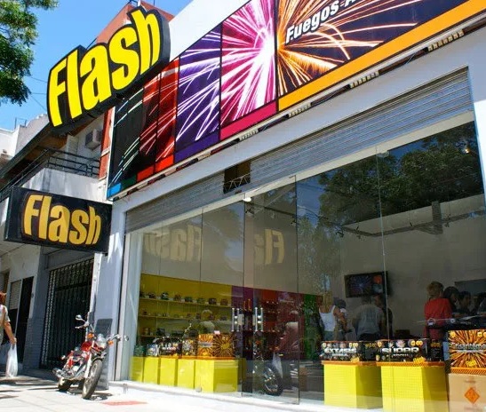 Pirotecnia Pet Friendly para celebrar sin dañar a las&nbsp;mascotas