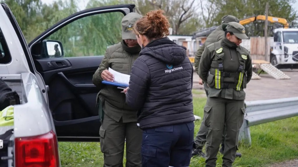 El Gobierno confirmó que casi 5.000 extranjeros fueron expulsados del país